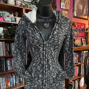 Comfy workout hoodie w/fuzzy hood (s)